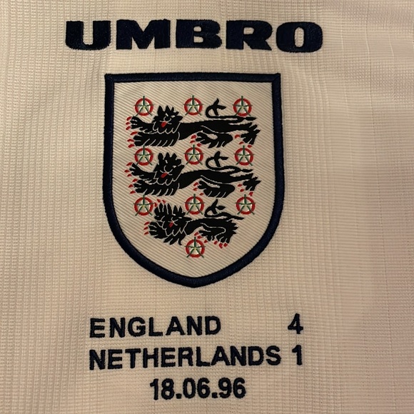 Authentic 1996 England home soccer jersey, New, Small - Picture 2 of 5
